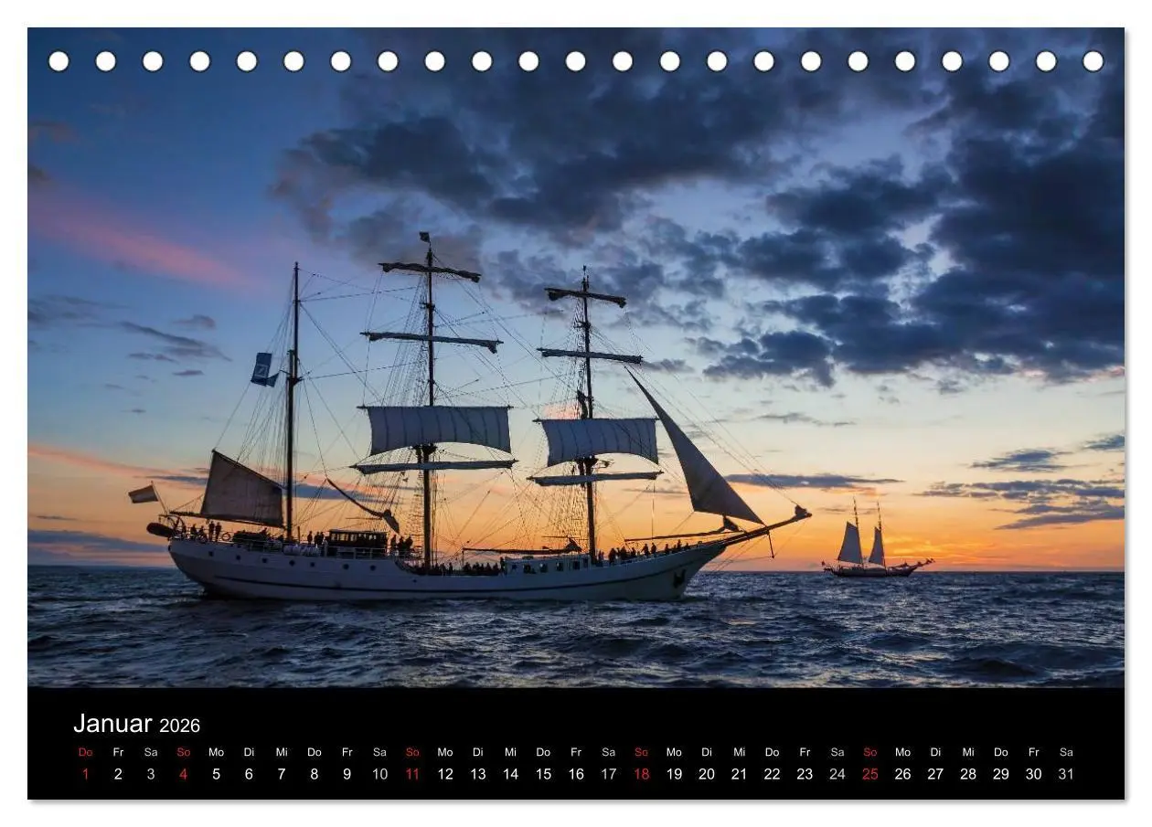 Bild: 9783516036817 | Windjammer auf der Ostsee im Abendlicht (Tischkalender 2026 DIN A5...