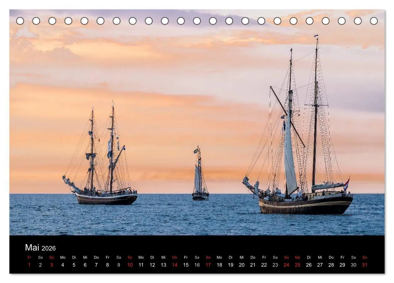 Bild: 9783516036817 | Windjammer auf der Ostsee im Abendlicht (Tischkalender 2026 DIN A5...