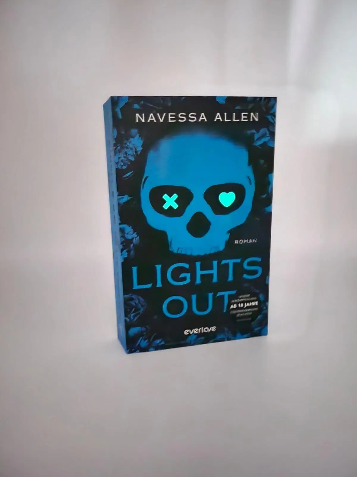 Bild: 9783492067317 | Lights Out | Navessa Allen | Taschenbuch | Lights Out | 592 S. | 2025