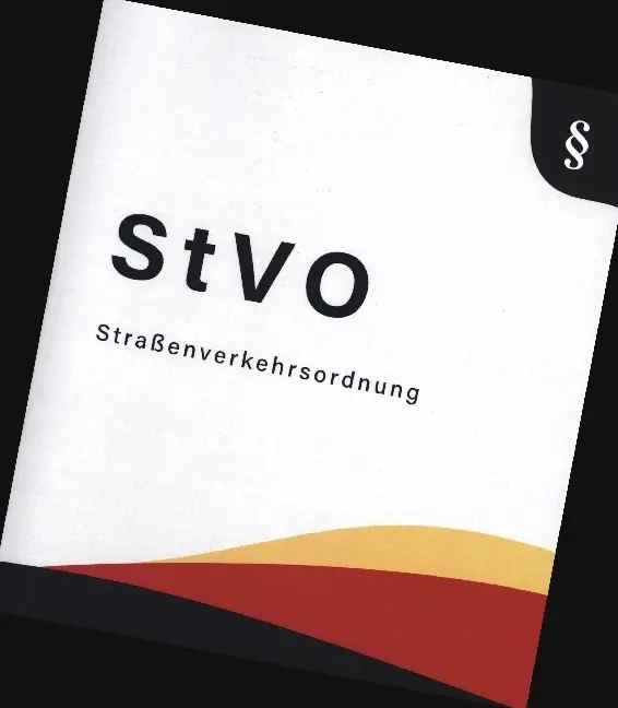 Cover: 9789403637617 | Straßenverkehrsordnung | StVO - Straßenverkehrsordnung | Felix Müller