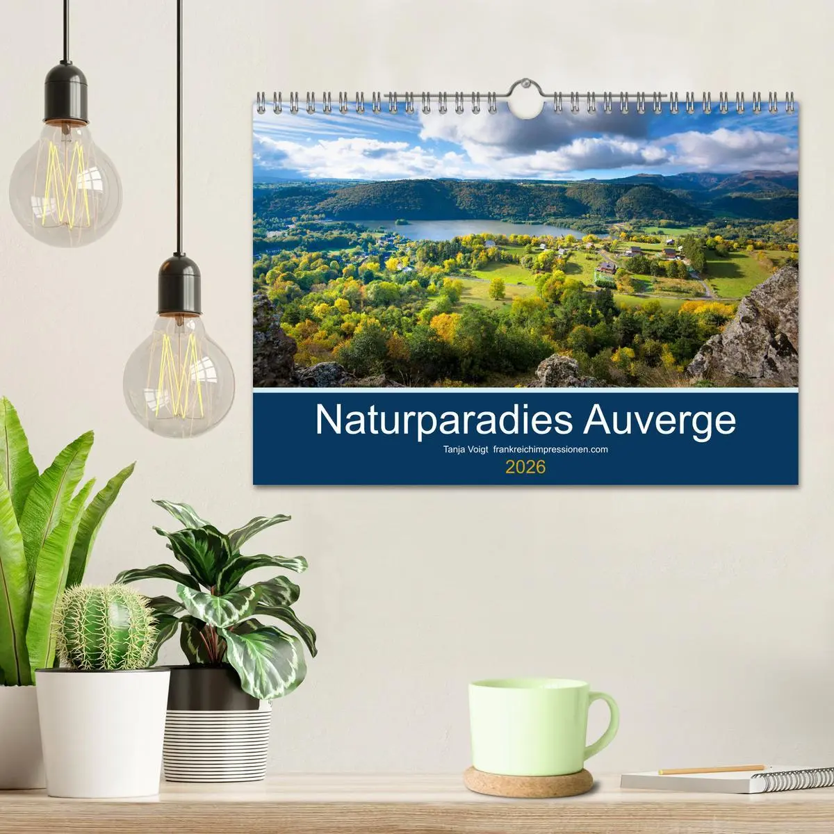 Bild: 9783457938317 | Naturparadies Auvergne (Wandkalender 2026 DIN A4 quer), CALVENDO...