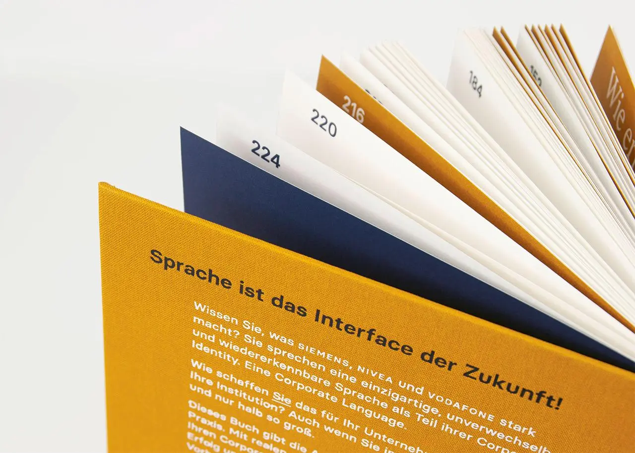 Bild: 9783874398817 | Corporate Language das Praxisbuch | Armin Reins (u. a.) | Buch | 2020