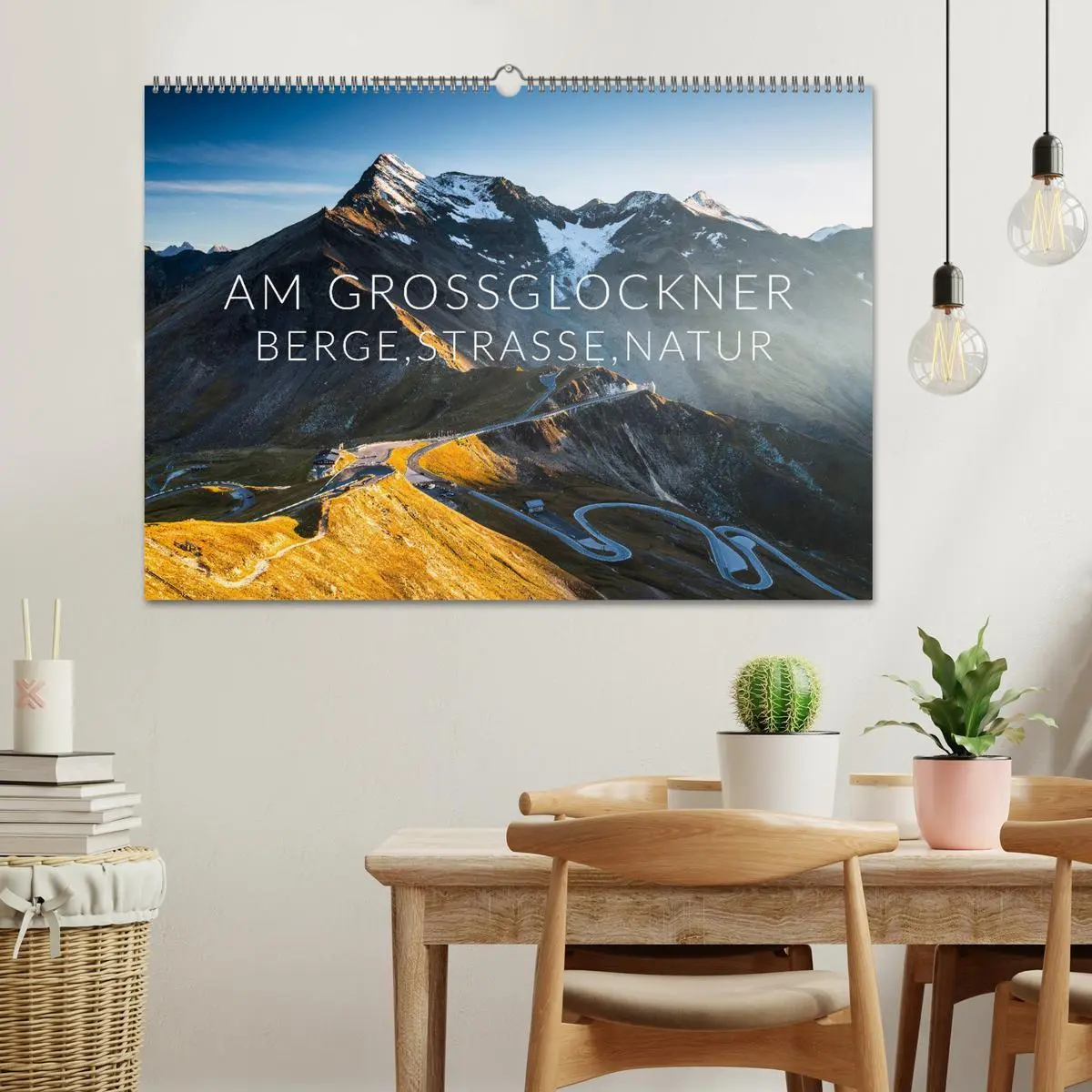 Bild: 9783457889817 | Am Großglockner. Berge, Straße, Natur (Wandkalender 2026 DIN A2...