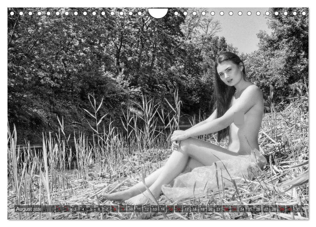 Bild: 9783457800218 | Girls and Nature (Wandkalender 2026 DIN A4 quer), CALVENDO...
