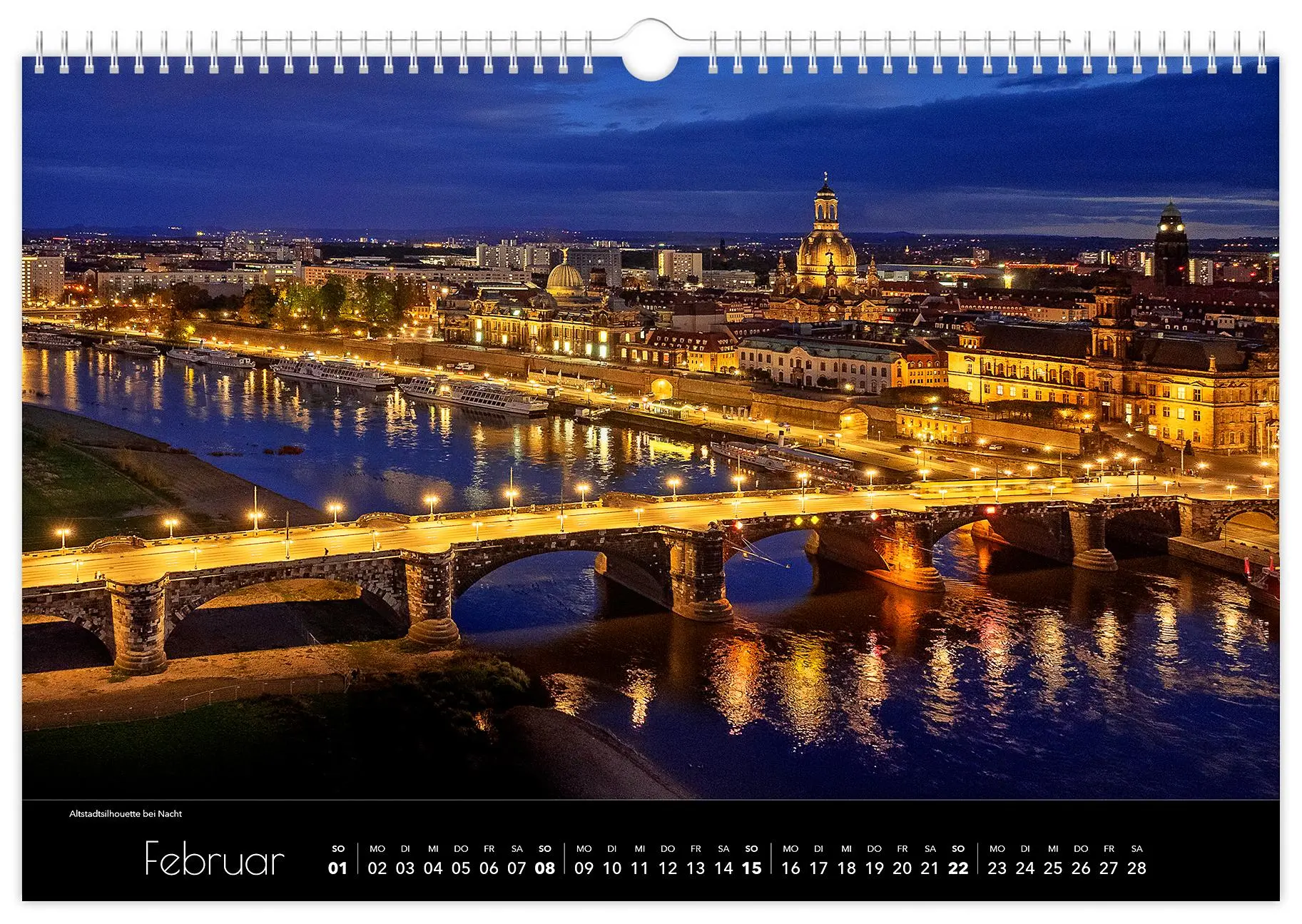 Bild: 9783910680418 | Kalender Dresden Luftaufnahmen 2026 | 45 x 30 cm schwarzes Kalendarium