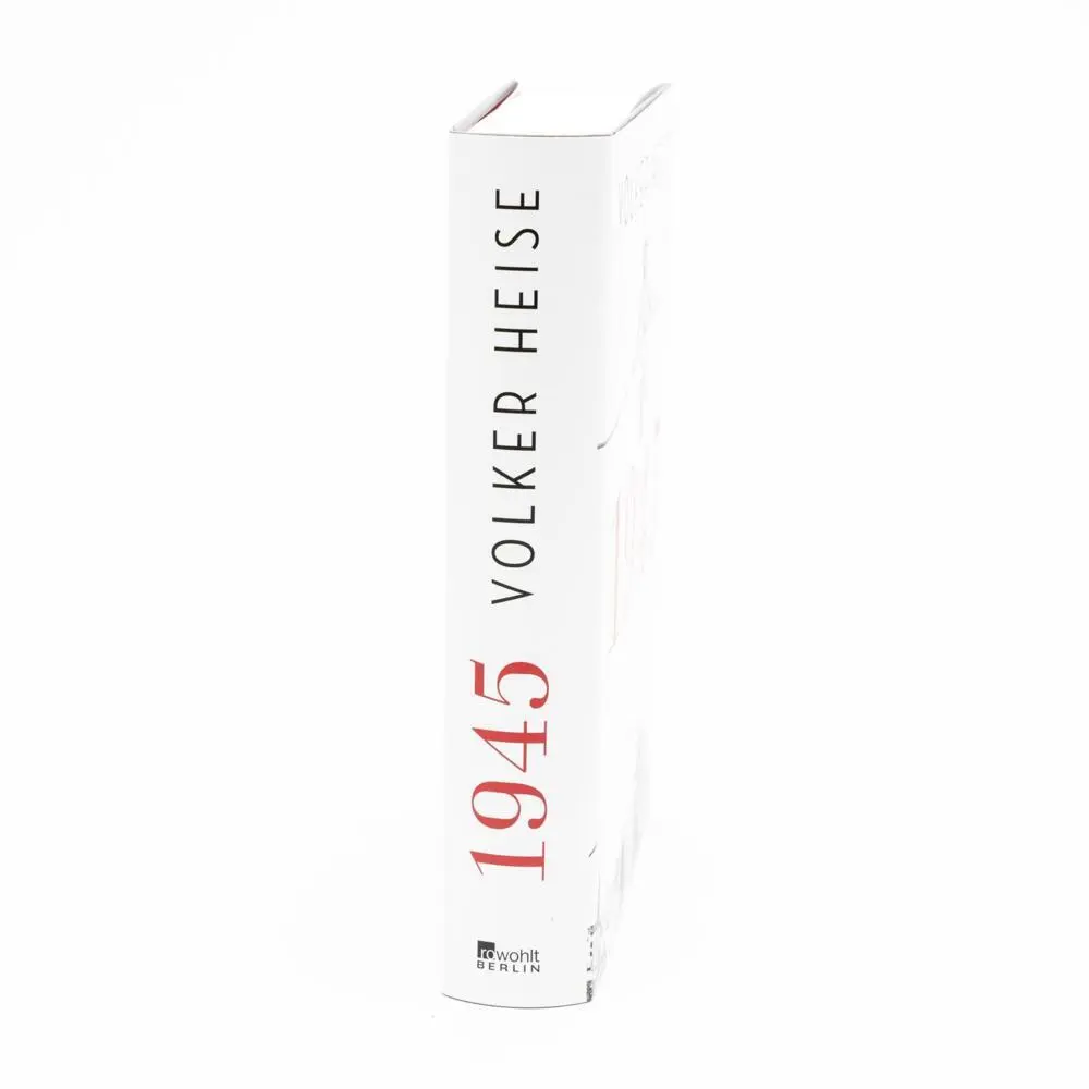 Rückseite: 9783737102018 | 1945 | Volker Heise | Buch | 464 S. | Deutsch | 2024 | Rowohlt Berlin