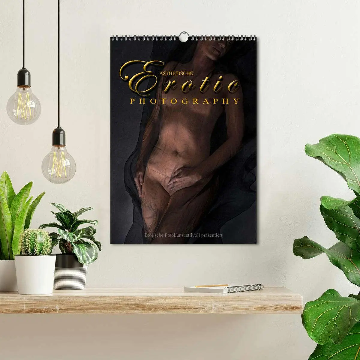 Bild: 9783516363418 | Ästhetische EROTIC Photographie (Wandkalender 2026 DIN A3 hoch),...