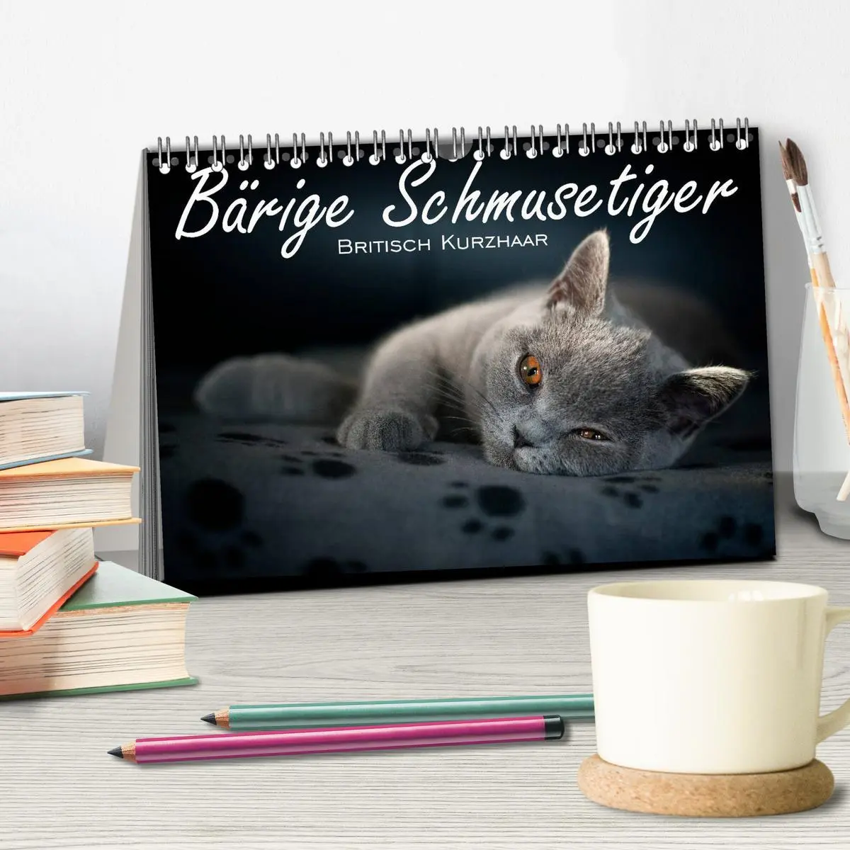 Bild: 9783516145618 | Bärige Schmusetiger - Britisch Kurzhaar / CH-Version (Tischkalender...