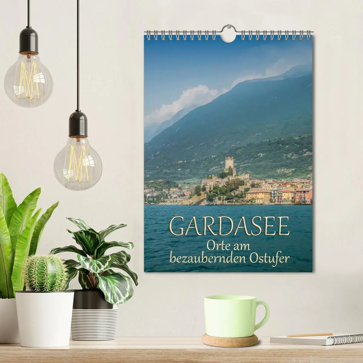Bild: 9783516439618 | GARDASEE Orte am bezaubernden Ostufer (Wandkalender 2026 DIN A4...