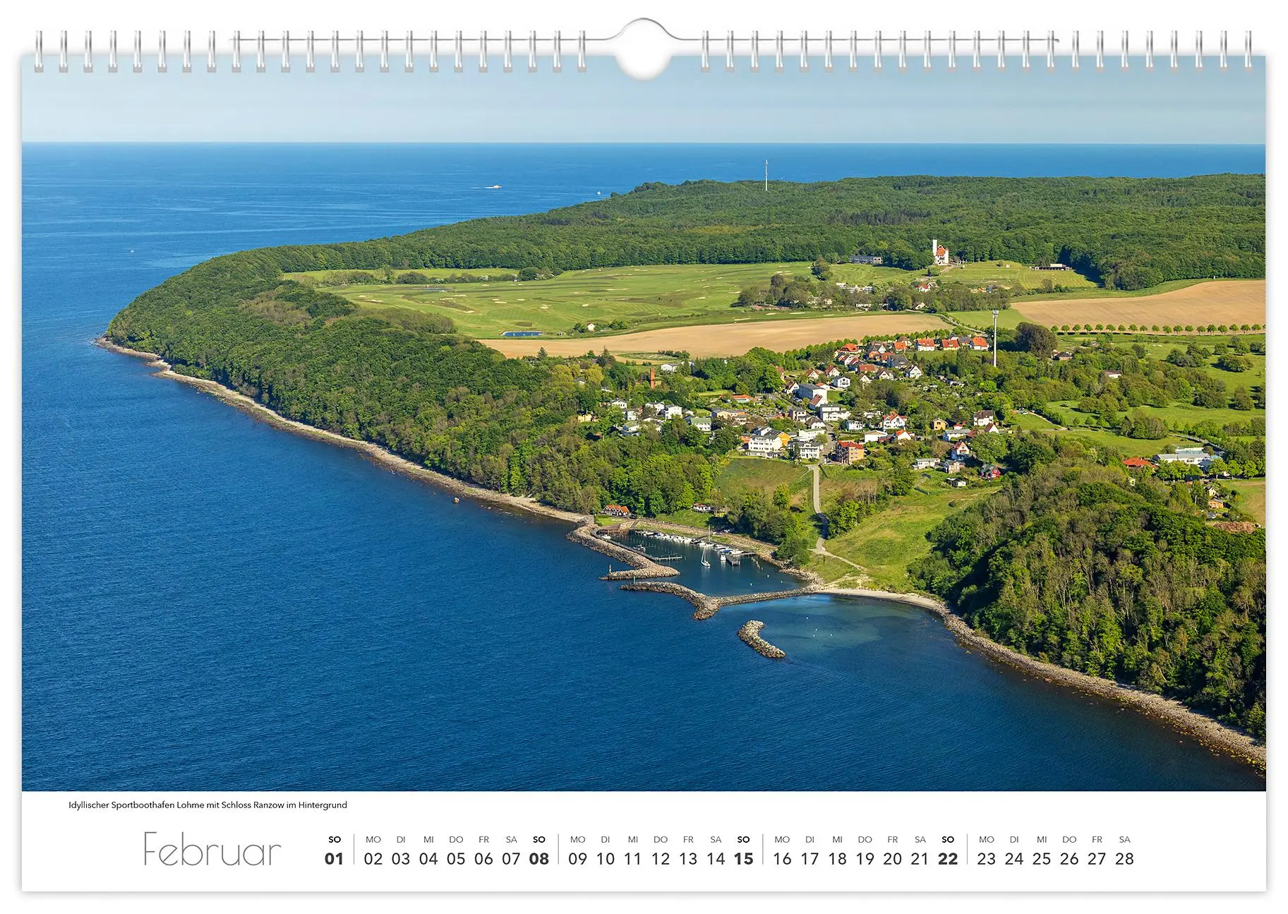 Bild: 9783910680319 | Kalender Rügen Luftaufnahmen 2026 | 45 x 30 cm weißes Kalendarium