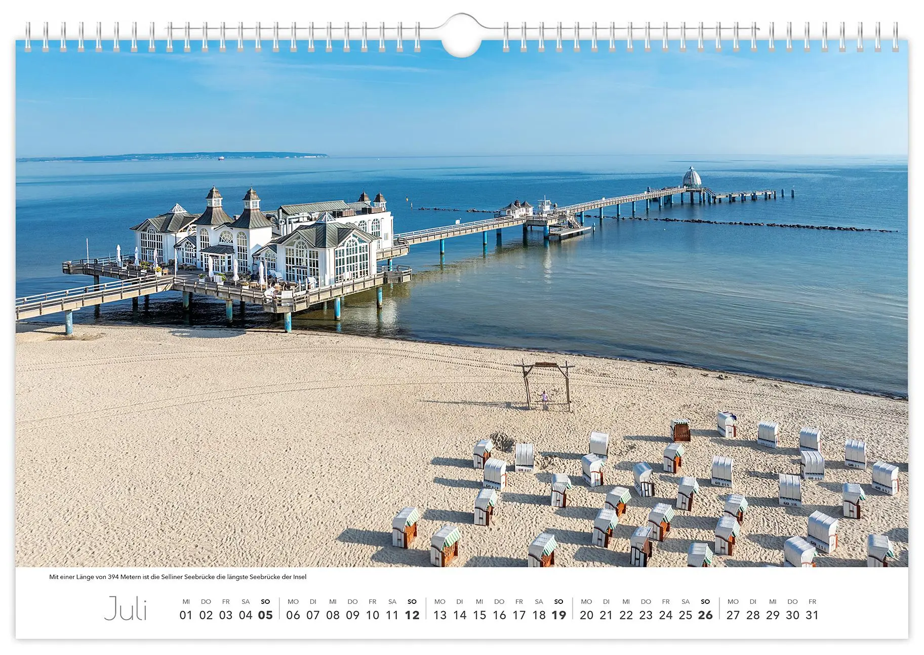 Bild: 9783910680319 | Kalender Rügen Luftaufnahmen 2026 | 45 x 30 cm weißes Kalendarium