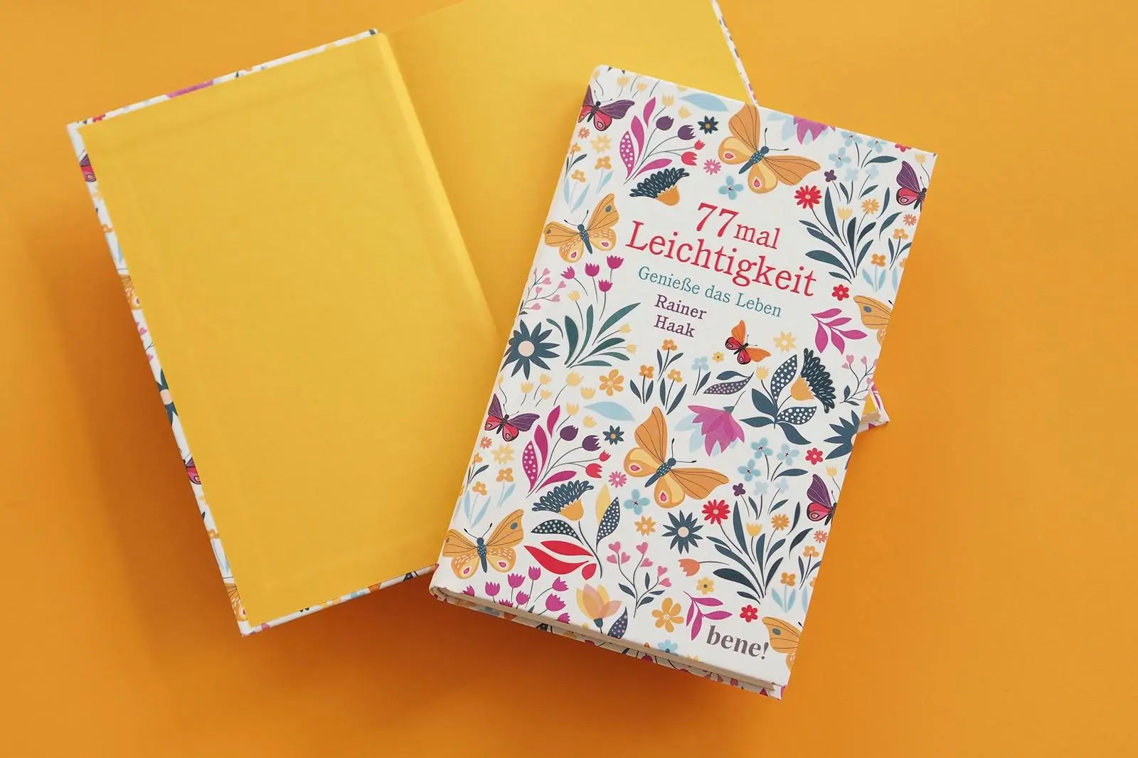 Bild: 9783963402319 | 77 mal Leichtigkeit | Genieße das Leben | Rainer Haak | Buch | 192 S.