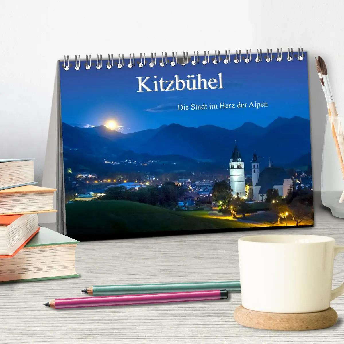 Bild: 9783457973219 | Kitzbühel. Die Stadt im Herz der Alpen (Tischkalender 2026 DIN A5...