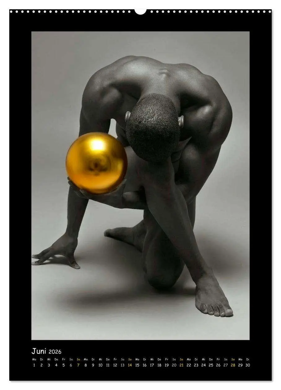 Bild: 9783516443219 | Golden Ball - Männer Akte (Wandkalender 2026 DIN A2 hoch), CALVENDO...