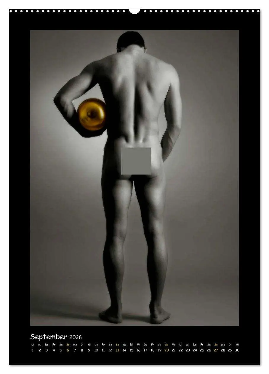 Bild: 9783516443219 | Golden Ball - Männer Akte (Wandkalender 2026 DIN A2 hoch), CALVENDO...