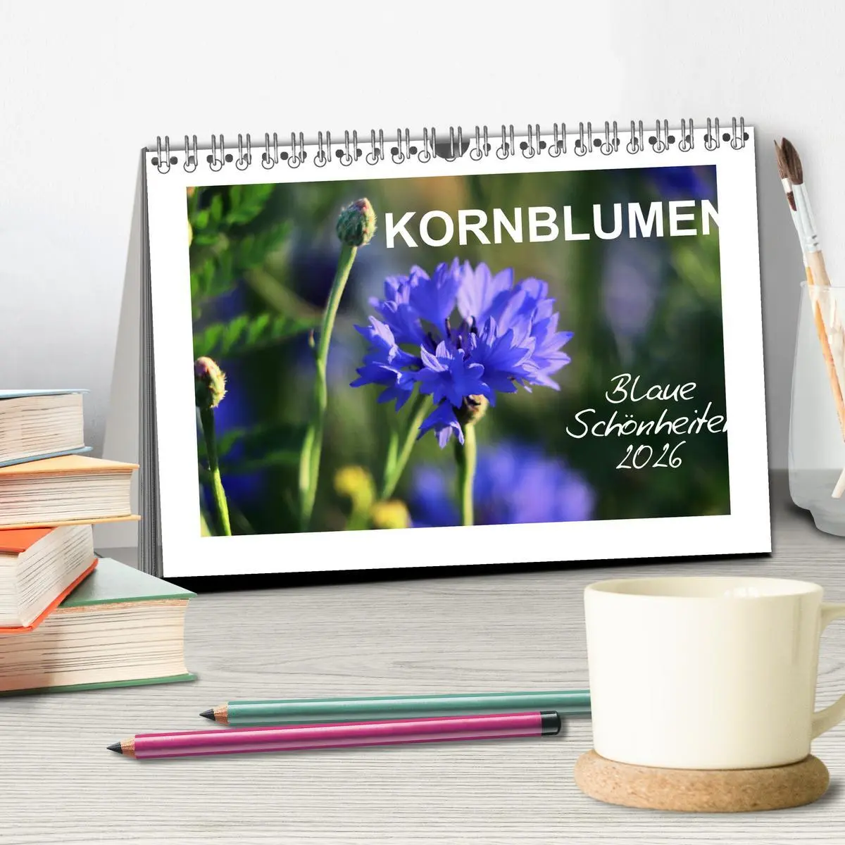 Bild: 9783457874219 | Kornblumen - Blaue Schönheiten (Tischkalender 2026 DIN A5 quer),...