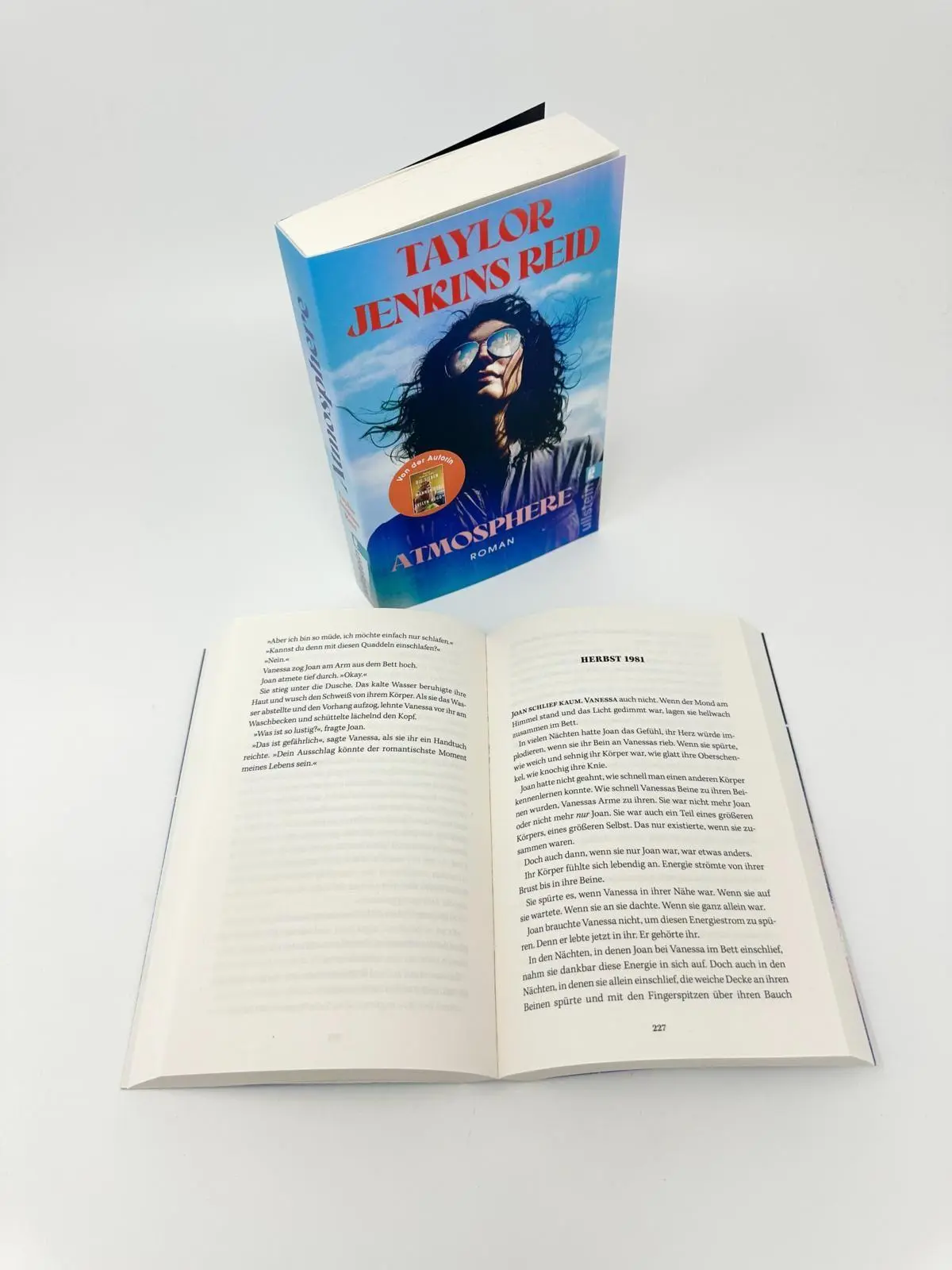 Bild: 9783548074719 | Atmosphere | Taylor Jenkins Reid | Taschenbuch | 416 S. | Deutsch