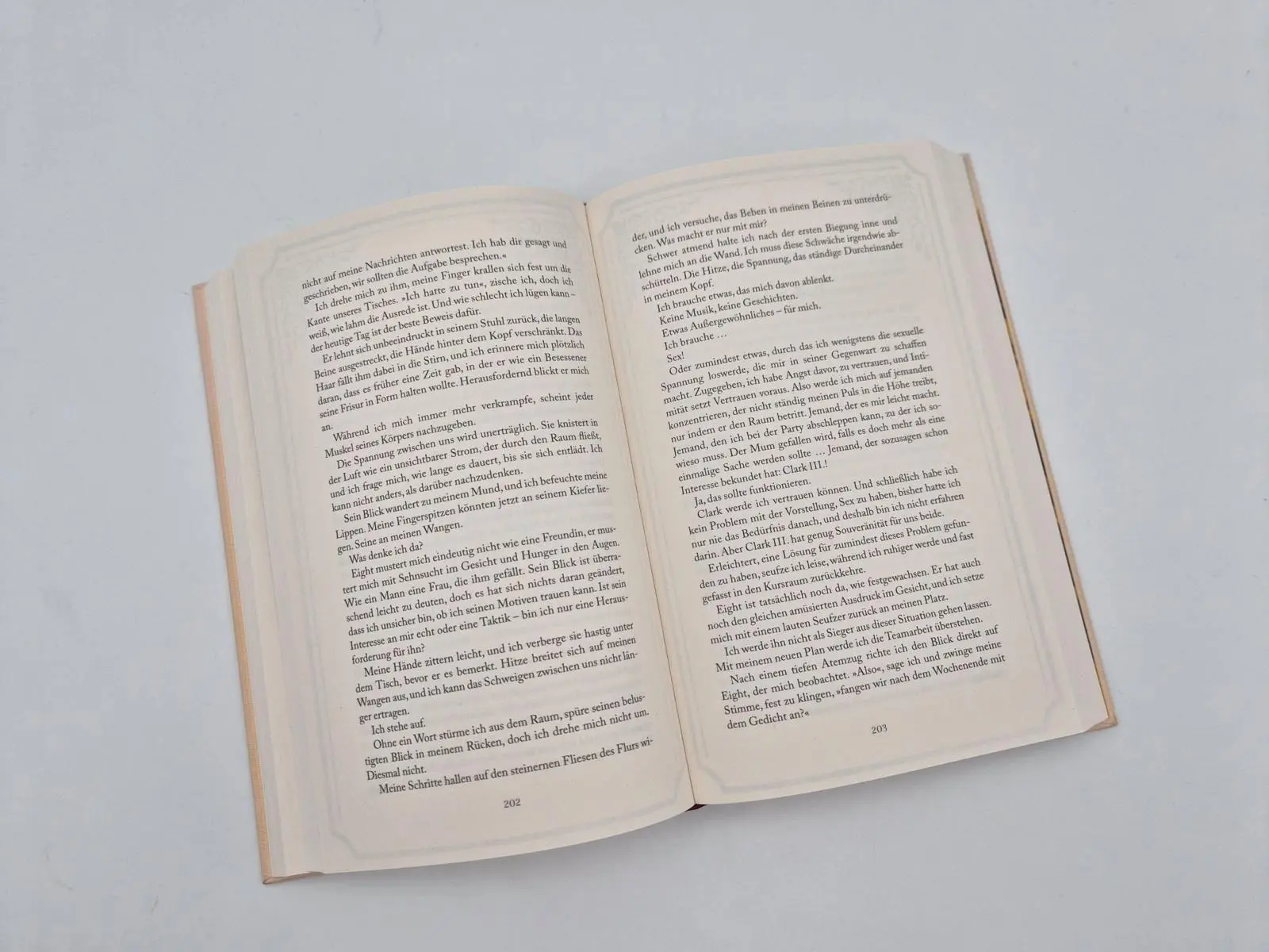 Bild: 9783492074919 | Falling slowly | Roman Eine Light-Academia-Romance mit BookTok-Charme