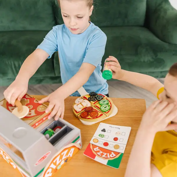 Bild: 681147005419 | MPP Pizzeria aus Holz | Karton | 70054 | Deutsch | 2025 | Spin Master