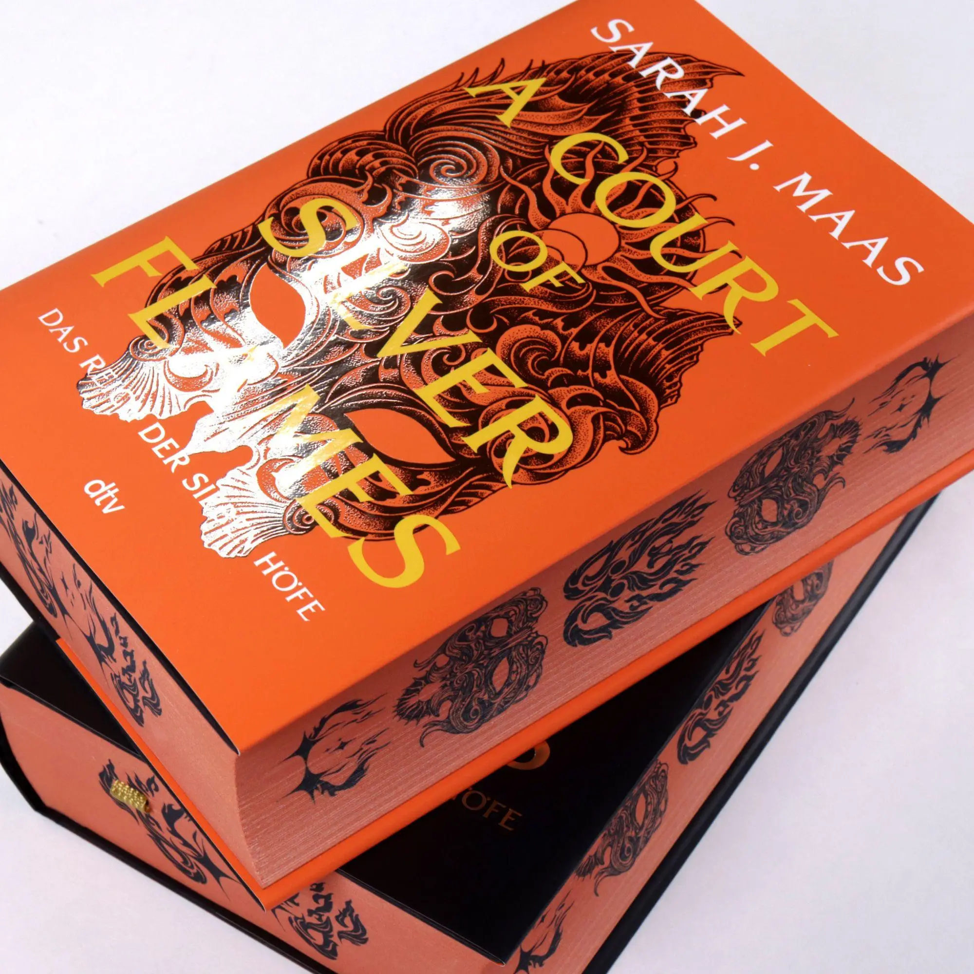 Bild: 9783423285919 | A Court of Silver Flames | Sarah J. Maas | Buch | 848 S. | Deutsch
