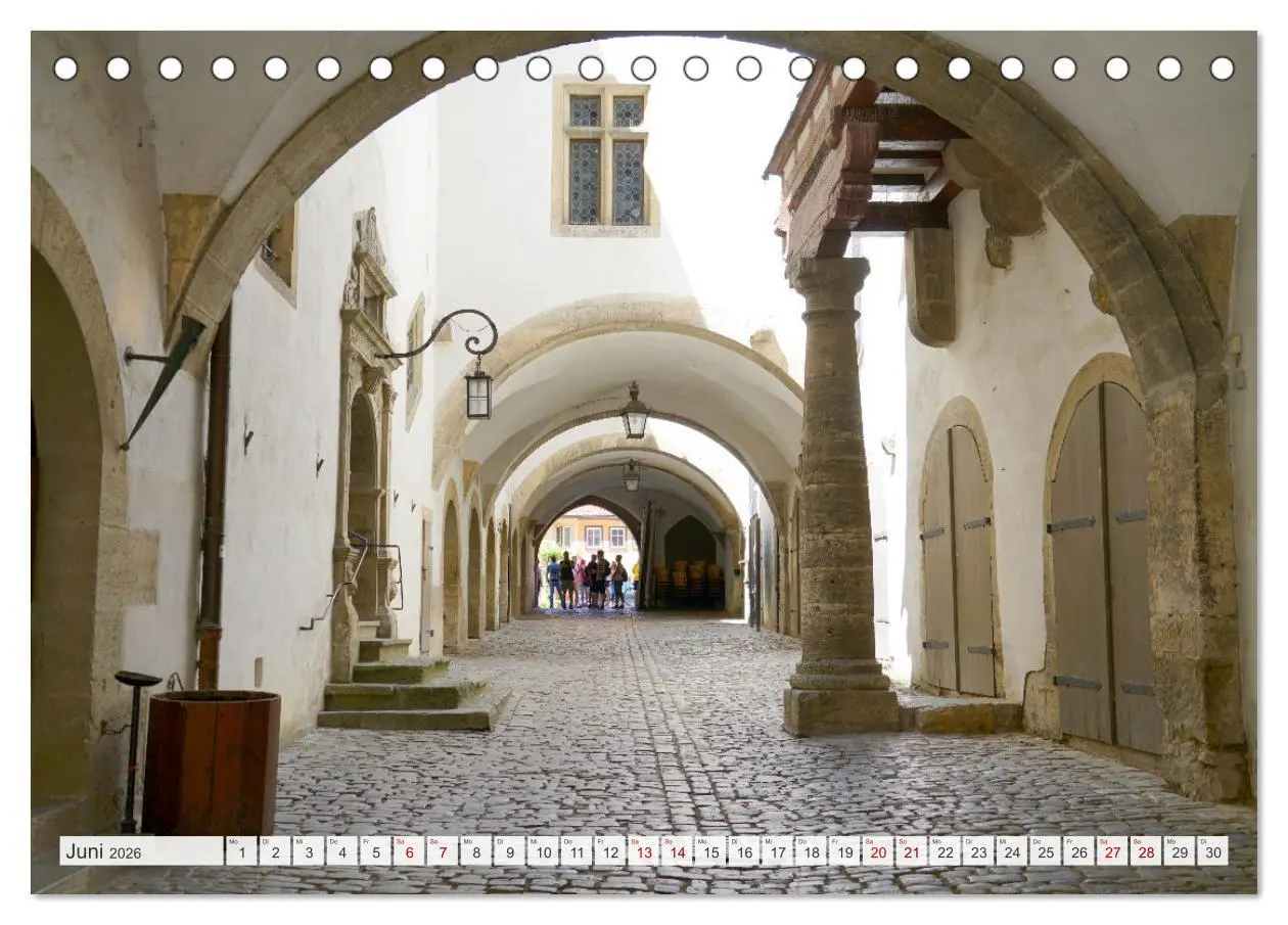 Bild: 9783457616819 | Rothenburg ob der Tauber. Sehenswürdigkeiten. (Tischkalender 2026...