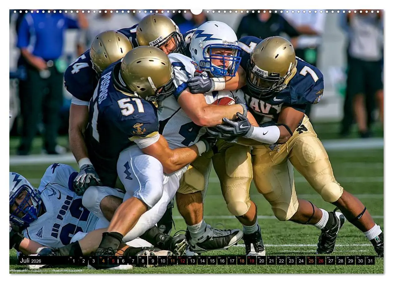 Bild: 9783516048919 | Kraft und Taktik - American Football (Wandkalender 2026 DIN A2...
