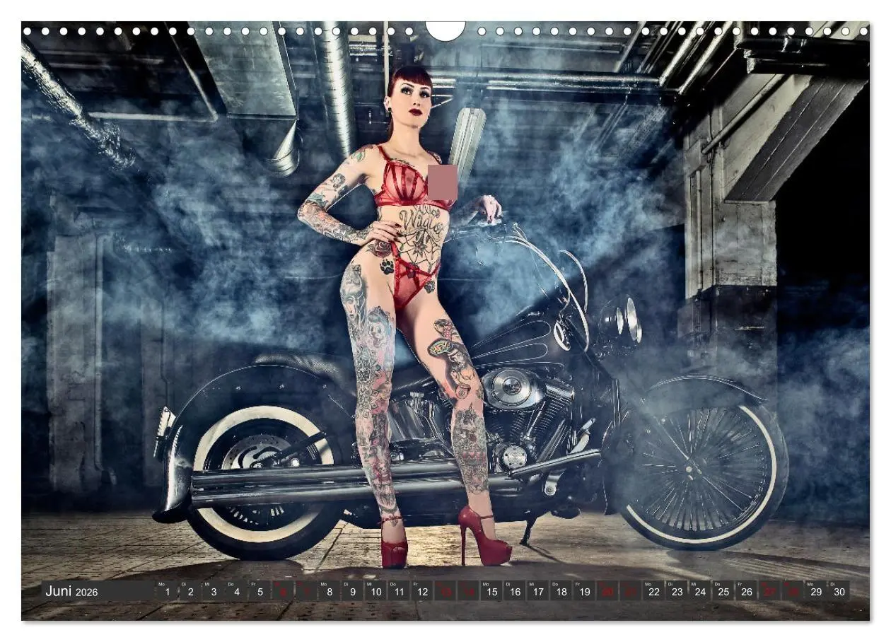Bild: 9783457399019 | Motorräder und Sexy Girls (Wandkalender 2026 DIN A3 quer), CALVENDO...
