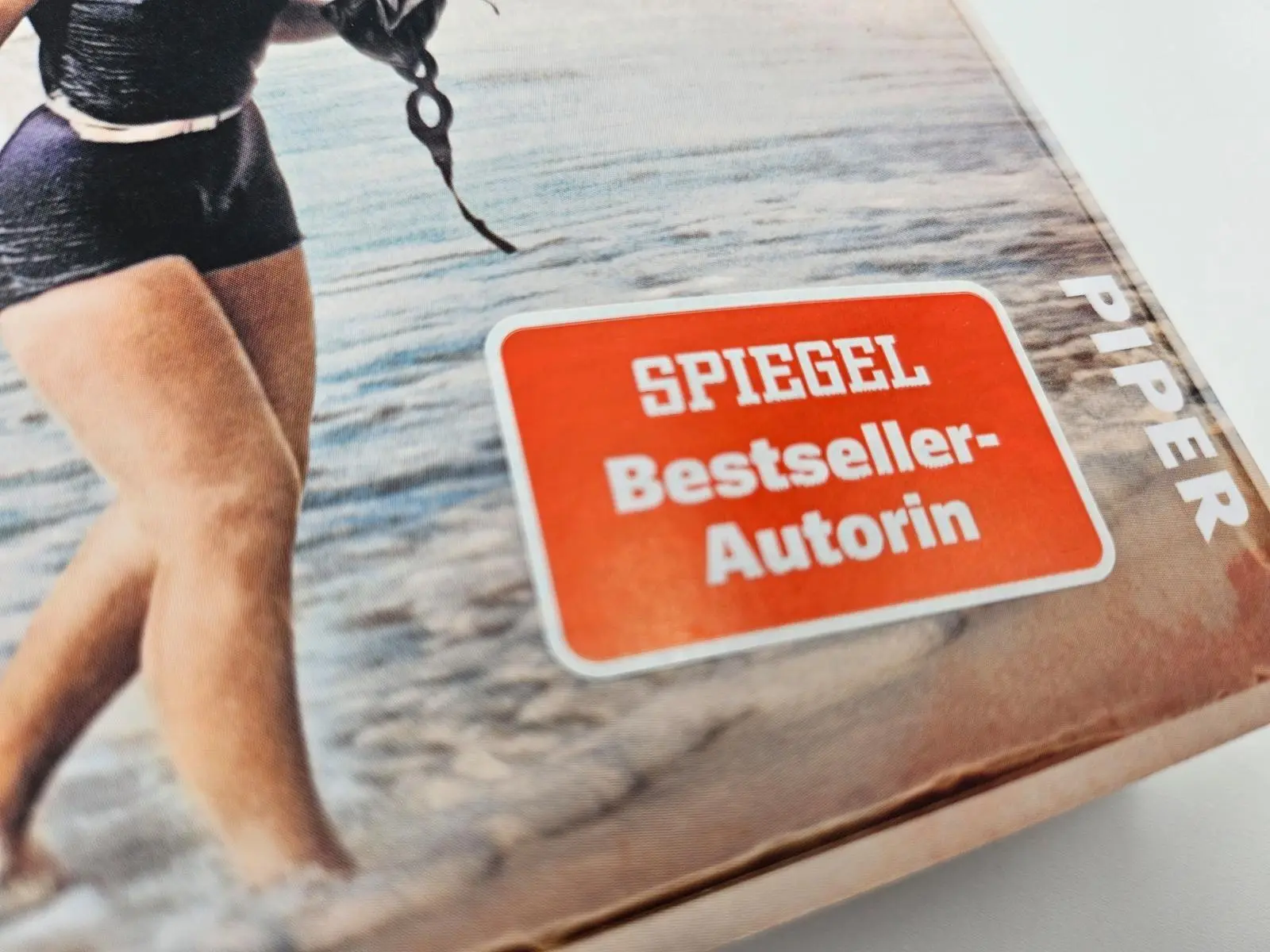 Bild: 9783492320320 | Heldin der Gezeiten - Eine Schwimmerin. Ein Ziel. Ein weltweiter...