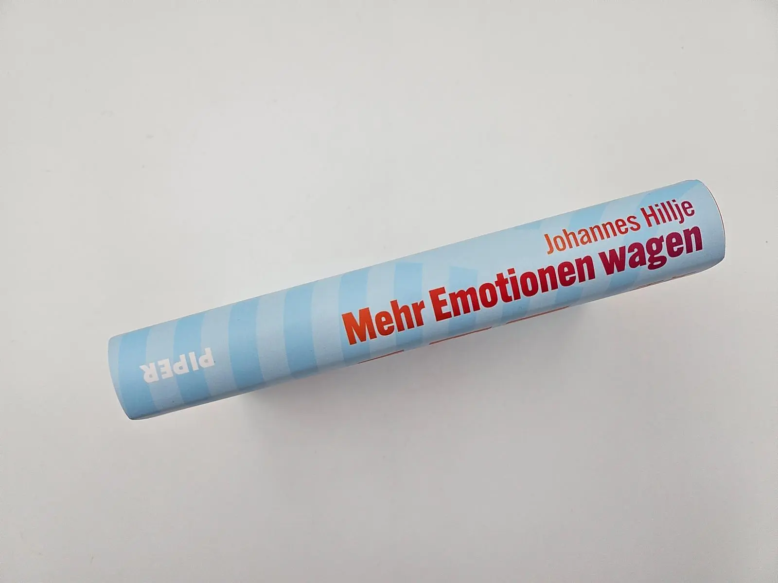 Bild: 9783492073820 | Mehr Emotionen wagen | Johannes Hillje | Buch | 256 S. | Deutsch