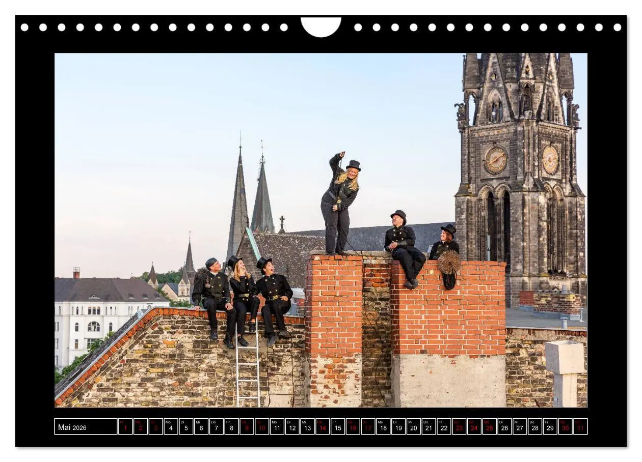 Bild: 9783457814420 | Schornsteinfeger über Berlin - Die Glücksbringer auf den Dächern...