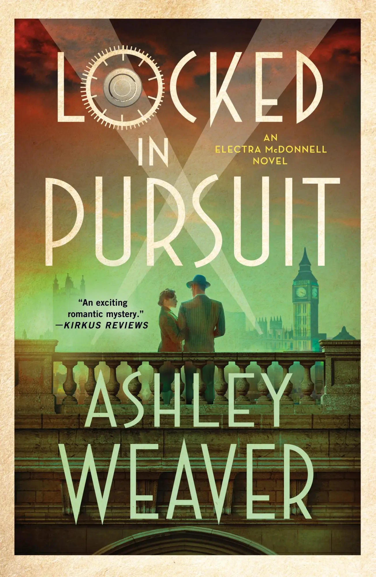 Cover: 9781250885920 | Locked in Pursuit | Ashley Weaver | Taschenbuch | Minotaur Books