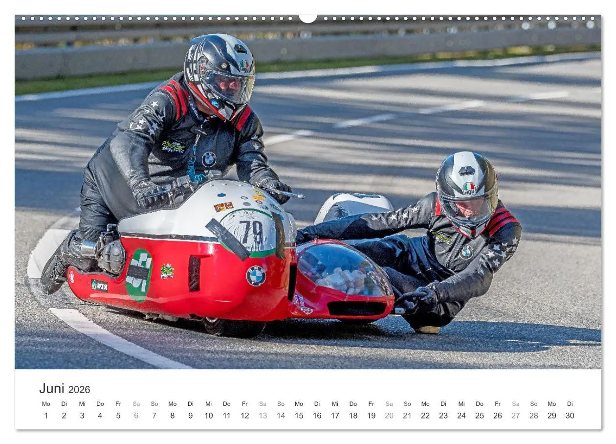Bild: 9783457549520 | Motorradgespanne am Jochpass (hochwertiger Premium Wandkalender...