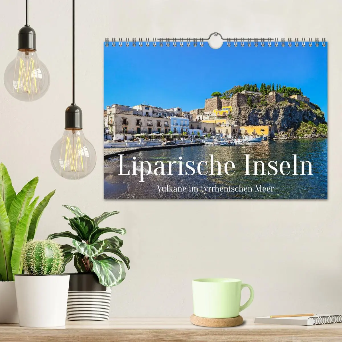 Bild: 9783457613221 | Liparische Inseln - Vulkane im Tyrrhenischen Meer (Wandkalender...