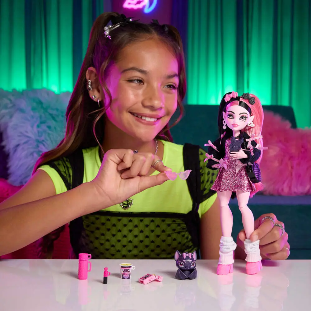Bild: 194735333721 | Monster High Draculaura Puppe | Blister | JHK29 | Deutsch | 2026