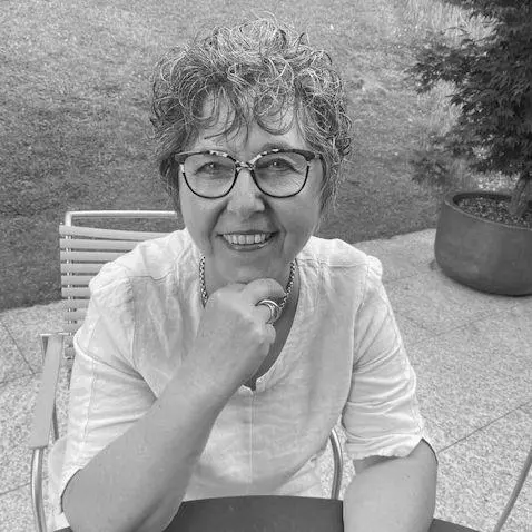 Autor: 9783347624221 | Jede Vergangenheit hat ihren Preis | Isabelle Leutenegger | Buch