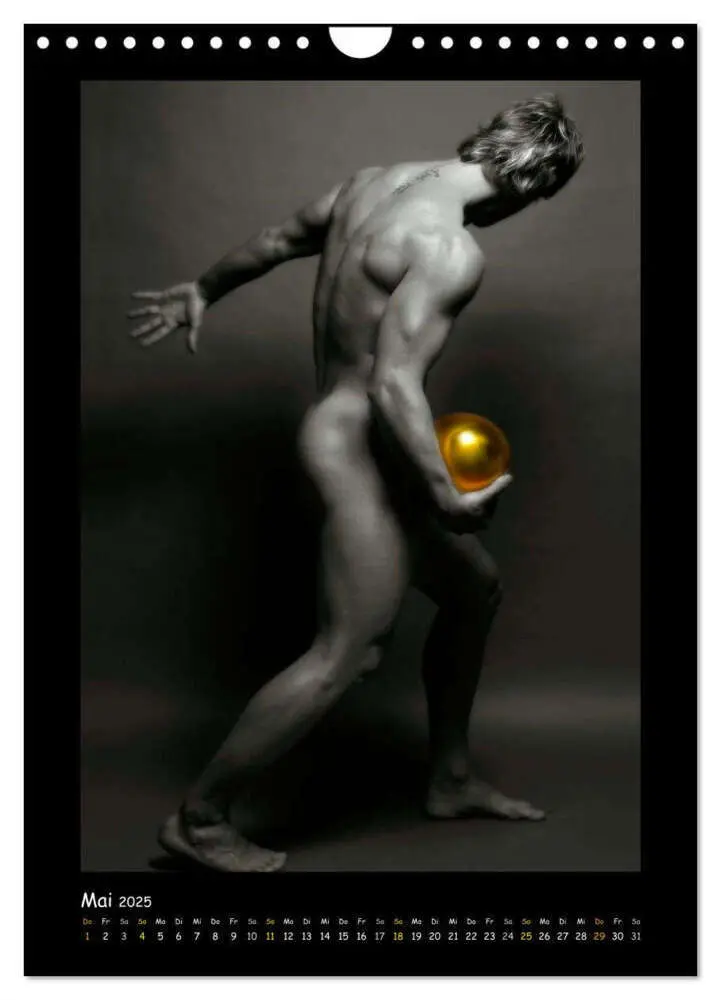Bild: 9783457035221 | Golden Ball - Männer Akte (Wandkalender 2025 DIN A4 hoch), CALVENDO...