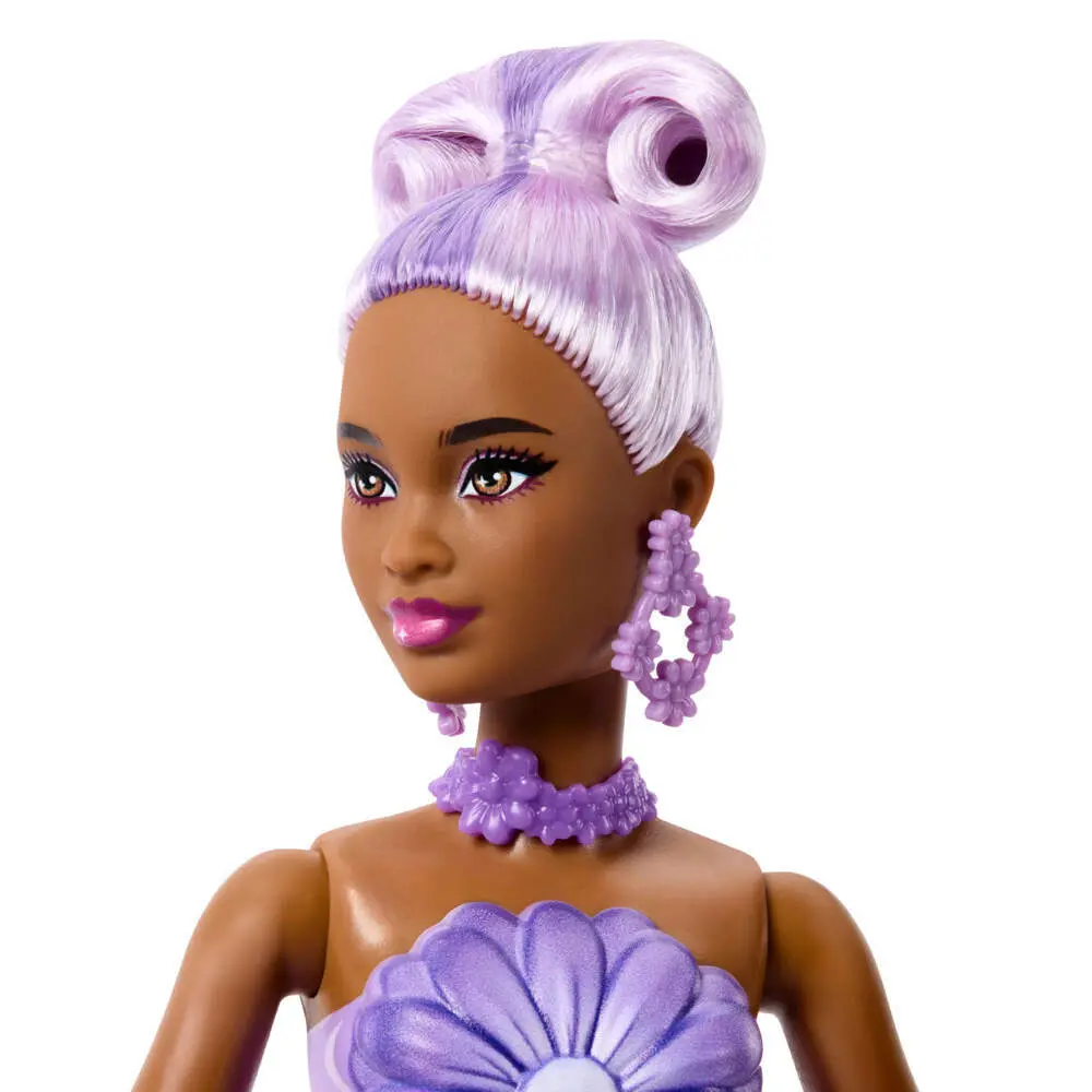 Bild: 194735375721 | Barbie Flower Surprise Puppe - lila Gänseblümchen | Fensterkarton