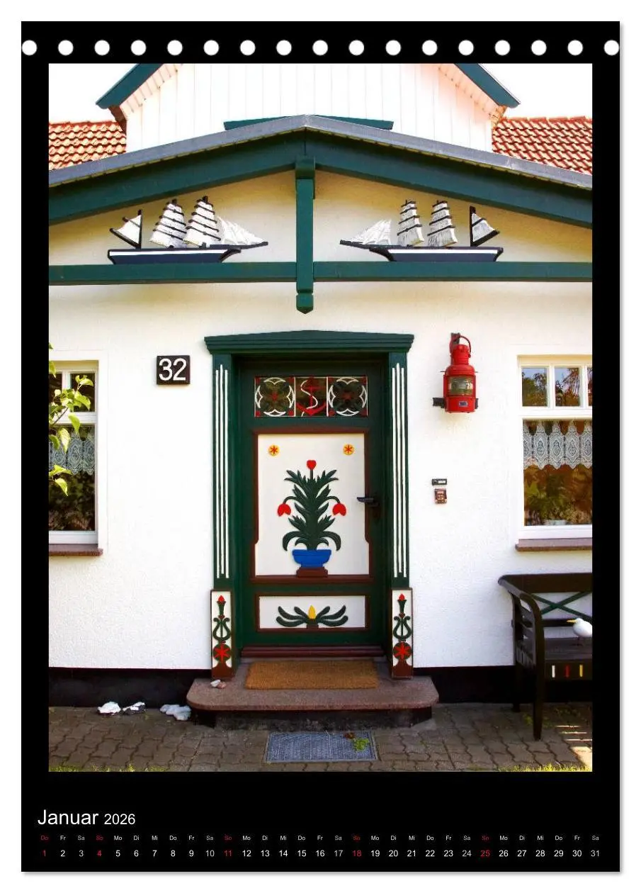 Bild: 9783516487121 | Haustüren in Prerow (Tischkalender 2026 DIN A5 hoch), CALVENDO...