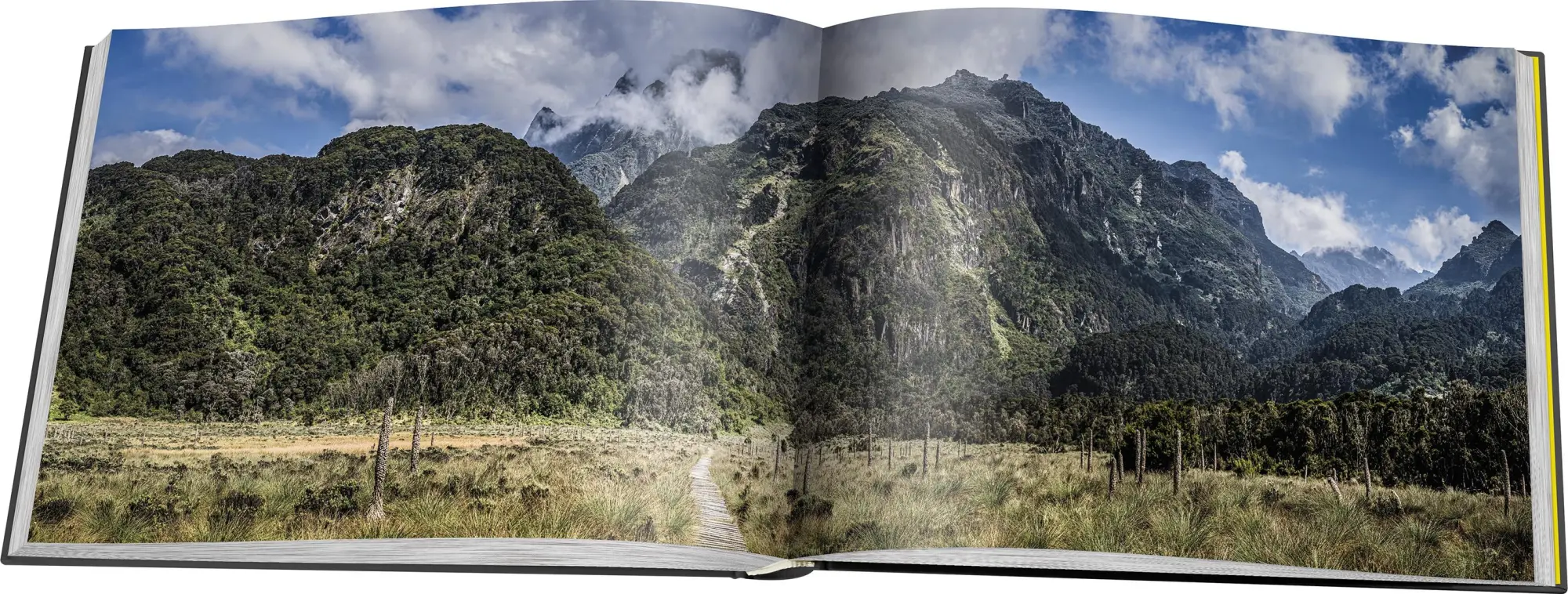 Bild: 9783943969221 | Mountains of the Moon | Andreas Klotz | Buch | 120 S. | Deutsch | 2021