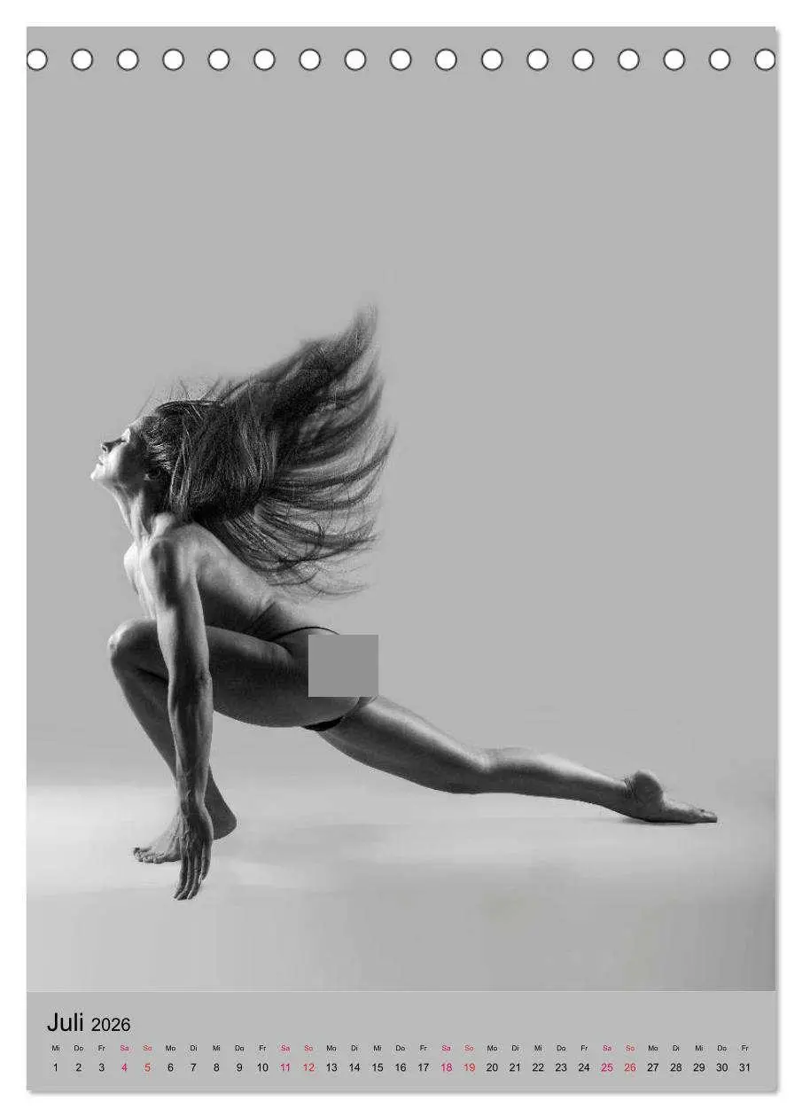 Bild: 9783516390322 | MS UNIVERSE (Tischkalender 2026 DIN A5 hoch), CALVENDO Monatskalender