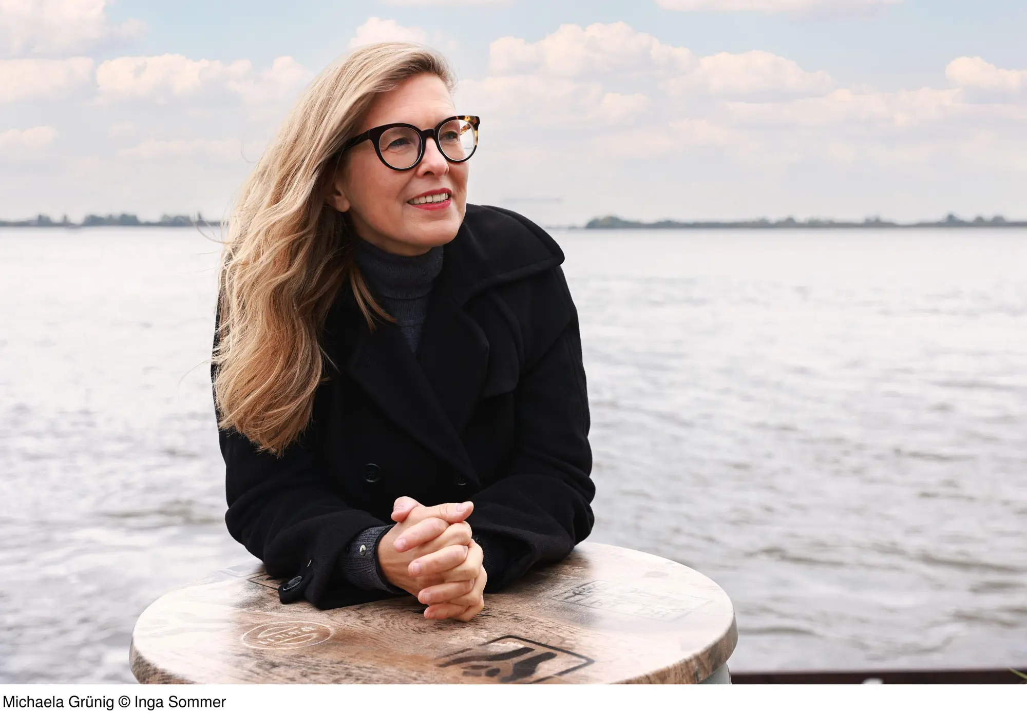 Autor: 9783757700522 | Blankenese - Zwei Familien | Michaela Grünig | Taschenbuch | 480 S.