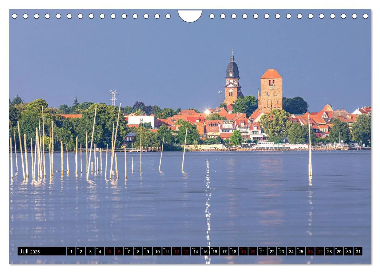 Bild: 9783383921322 | Waren (Müritz) in der Mecklenburgischen Seenplatte (Wandkalender...