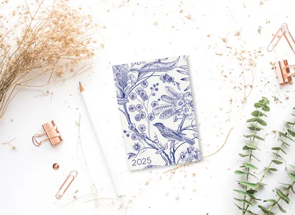 Bild: 9783731882022 | Lady-Timer Blue Garden 2025 | Korsch Verlag | Kalender | Deutsch
