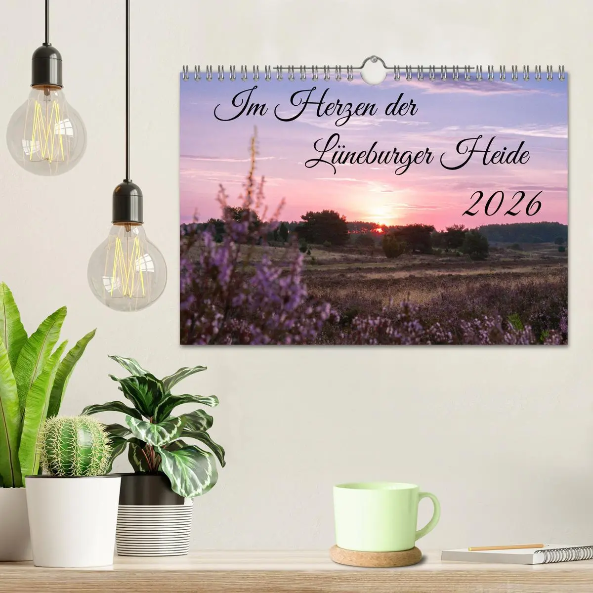 Bild: 9783457567722 | Im Herzen der Lüneburger Heide (Wandkalender 2026 DIN A4 quer),...