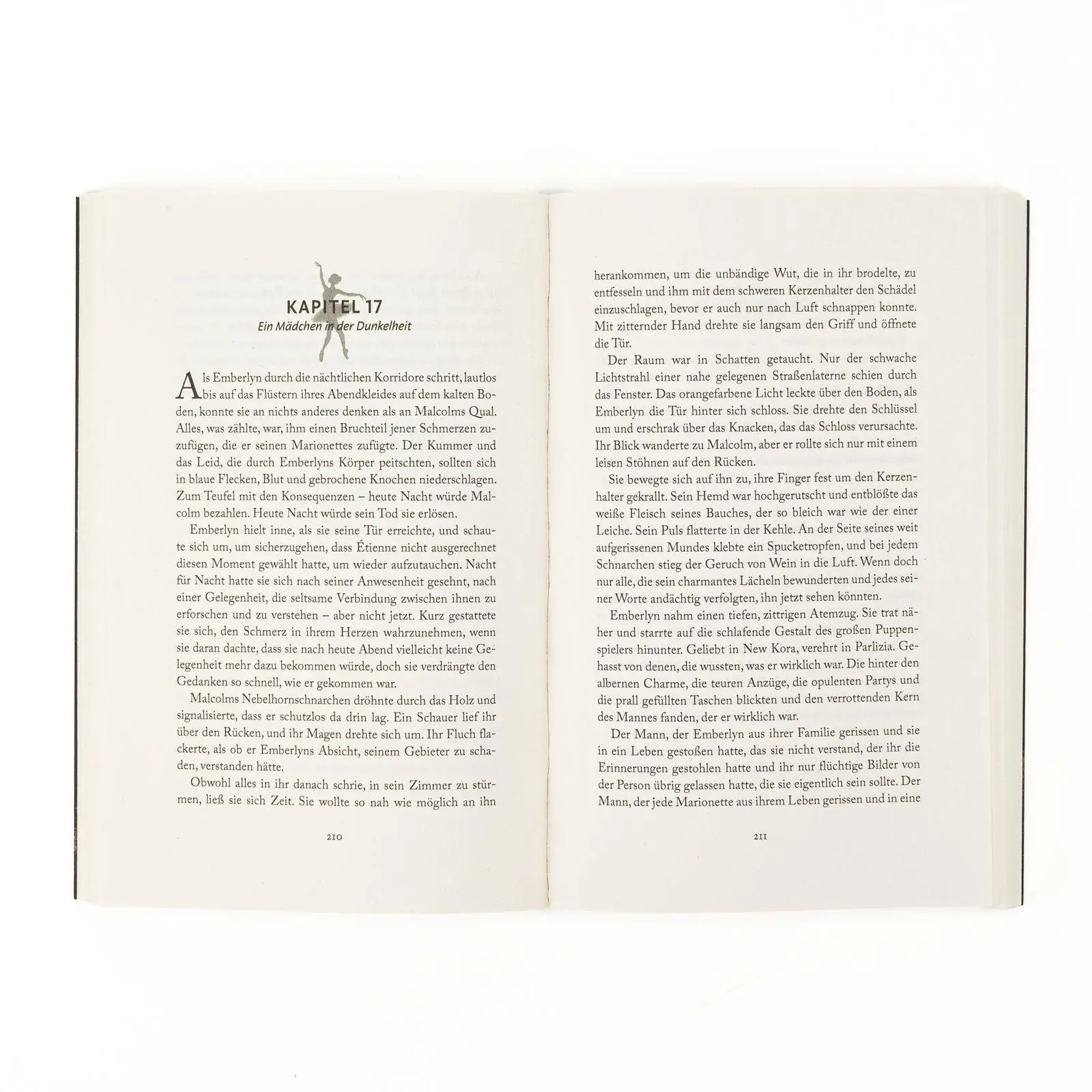 Bild: 9783499018022 | Girls of Dark Divine - Eine Tänzerin. Ein Fluch. Eine verzweifelte...