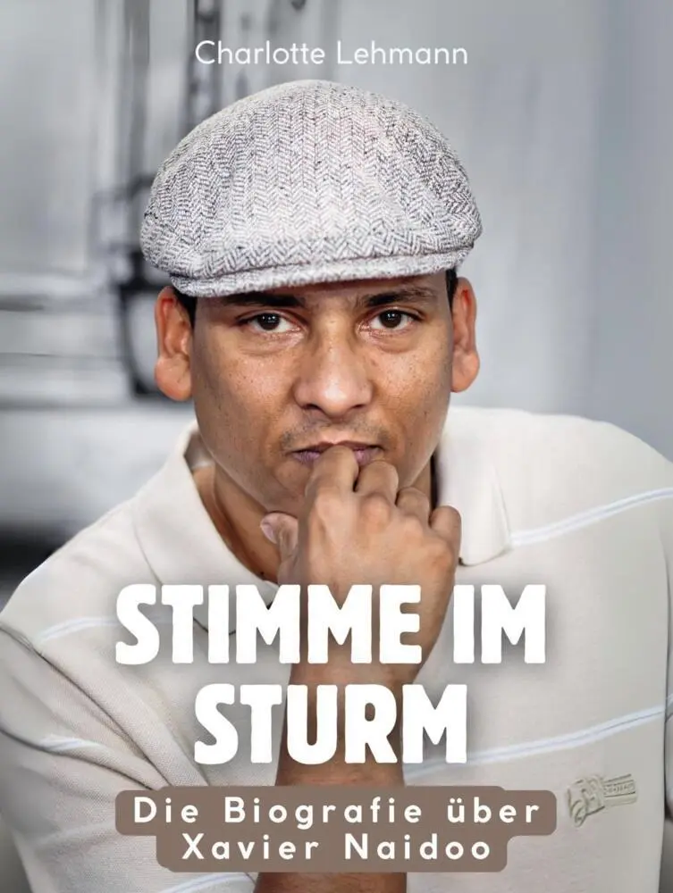 Cover: 9783695328222 | Stimme im Sturm | Die Biografie über Xavier Naidoo. Komplett in Farbe