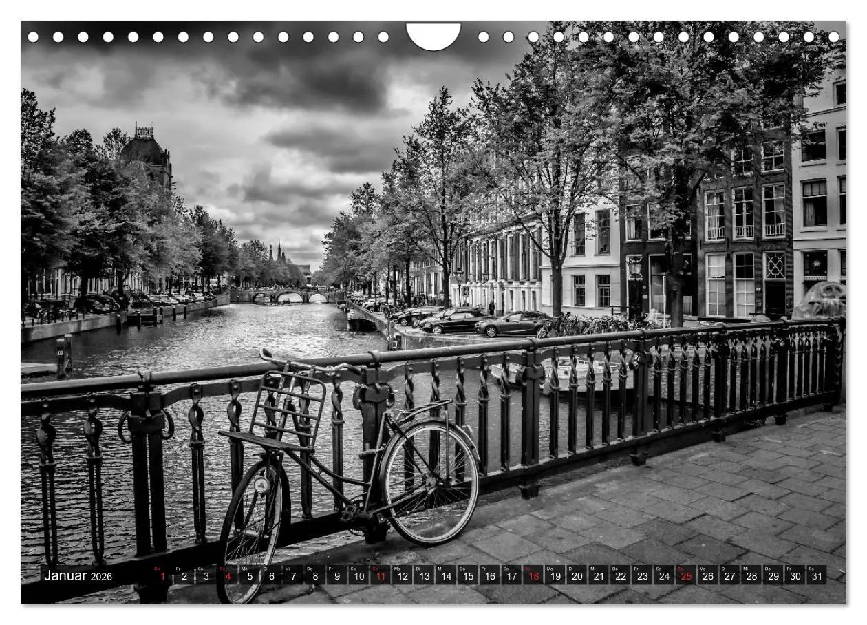 Bild: 9783516039122 | AMSTERDAM Stadtherz in Monochrom (Wandkalender 2026 DIN A4 quer),...