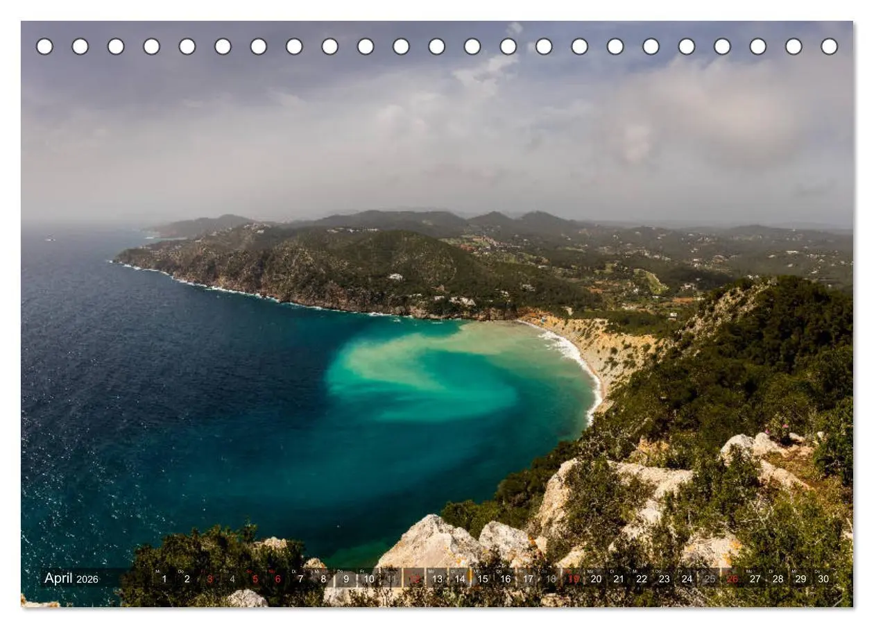 Bild: 9783457921623 | Ibiza Küste, Buchten und Strände (Tischkalender 2026 DIN A5 quer),...