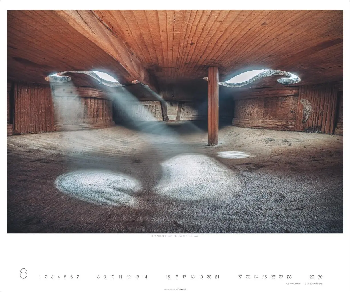 Bild: 9783839903223 | Architecture in Music Kalender 2026 - Musikinstrumente von innen