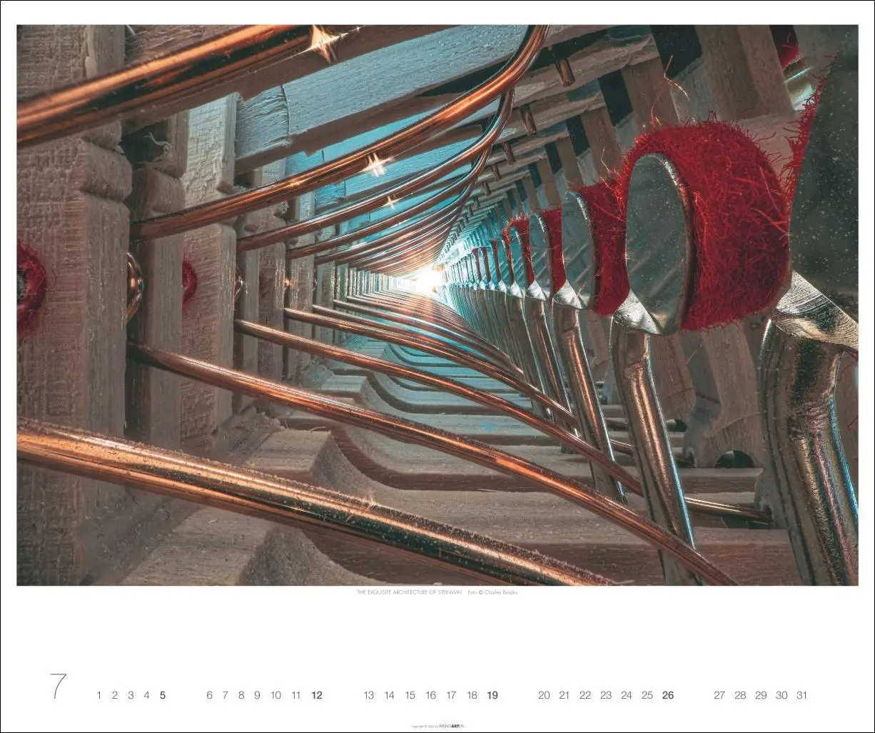 Bild: 9783839903223 | Architecture in Music Kalender 2026 - Musikinstrumente von innen